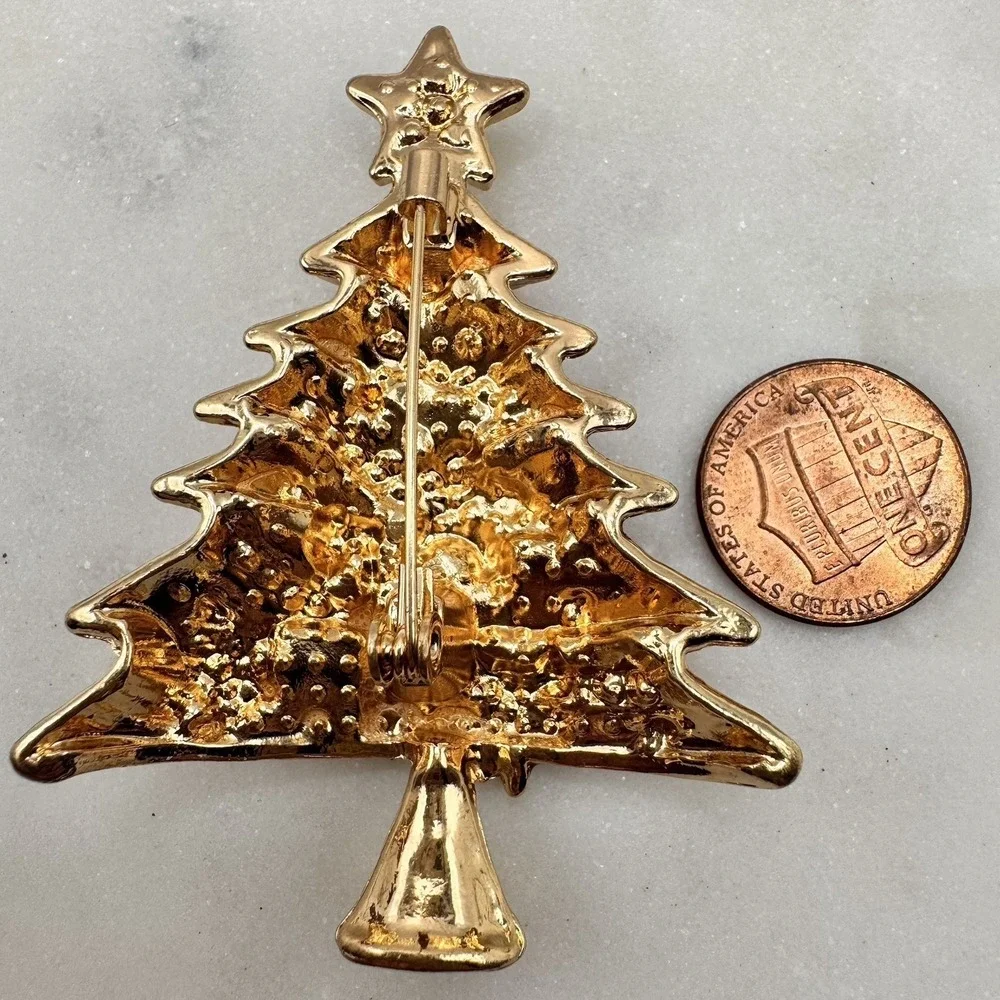 Vintage Christmas Tree Brooch Rhinestone Enamel Holiday Pin‎ Red Gold Tone Star